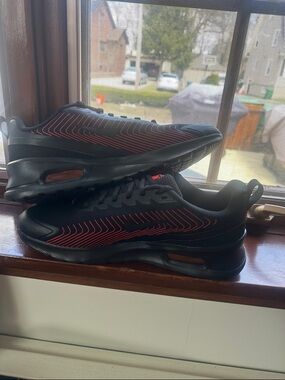 Nike Air Max, AIR MAX NUAXIS - MENS size 12 brand new